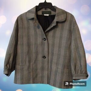 Stylish and Elegant Harve Benard Size 12 Herringbone Plaid Blazer